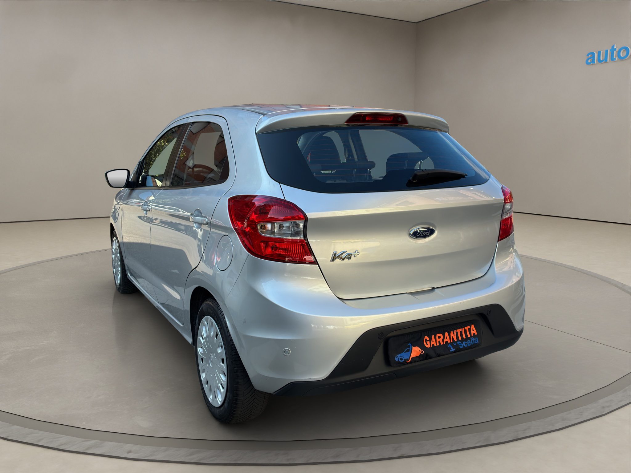 FORDKAPIUBENZINA_04_converted